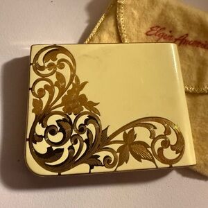Gold and Cream Elgin American Vintage Powder Compact. *original powder inside*